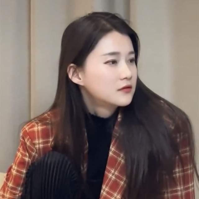 吃瓜网红 图片头像女,揭秘吃瓜网红的时尚头像魅力  第2张