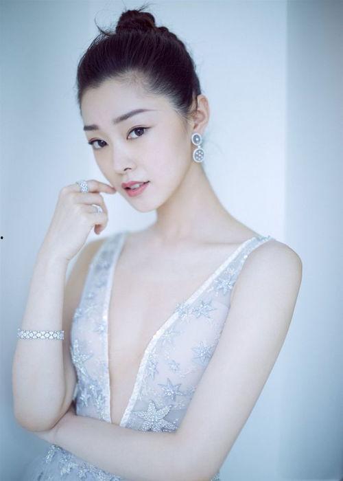 宋轶娱乐圈爆料视频合集,揭秘明星幕后故事 第2张 宋轶娱乐圈爆料视频合集,揭秘明星幕后故事 第2张